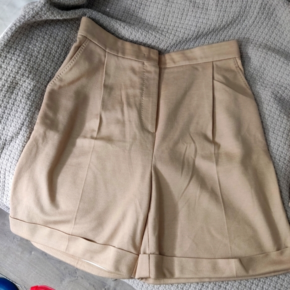 Max Mara Bermuda